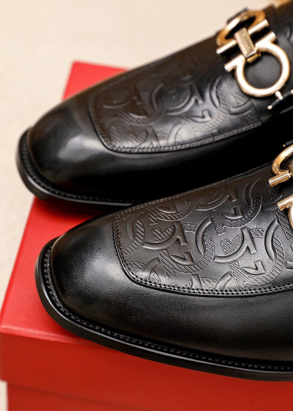 Ferragamo Men's Black Embossed Buckle Loafers - Metal Vamp Hardware