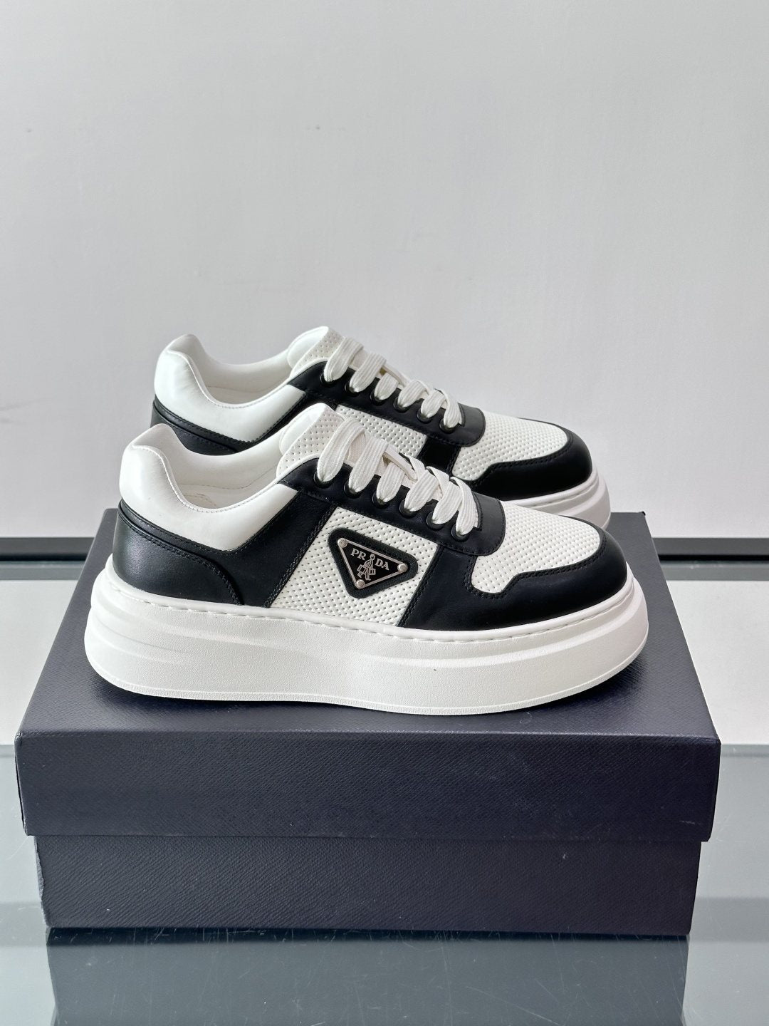 Prada Triangle Detail Low-Top Sneakers
